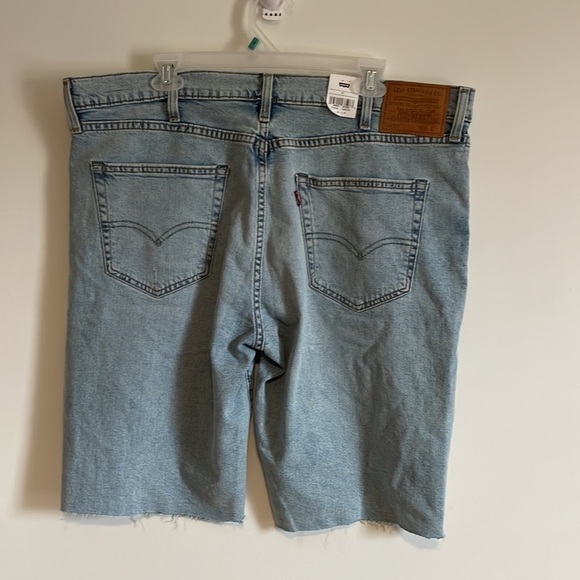 NEW Levi’s Men 511 Slim Jean Shorts 40 Light Wash Blue Distressed Stretch - Picture 8 of 16